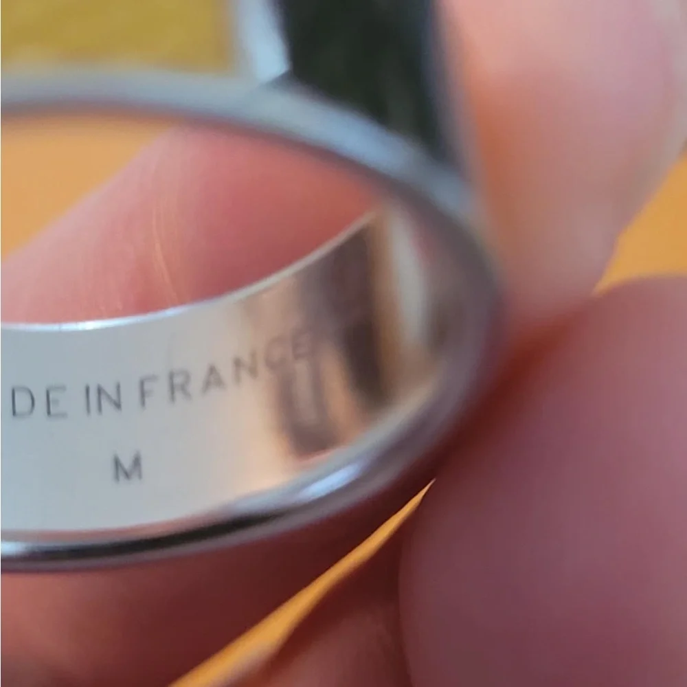 Authentic LOUIS VUITTON DAMIER RING - Picture 7 of 8